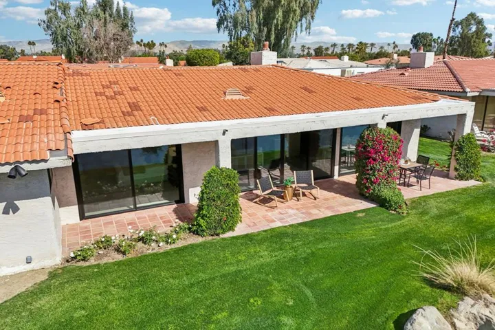 61-web-or-mls-Lago Dr-L0702-061