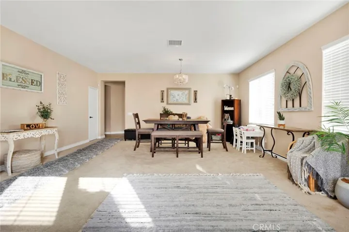 13252 Placentia, Hesperia, California 92344