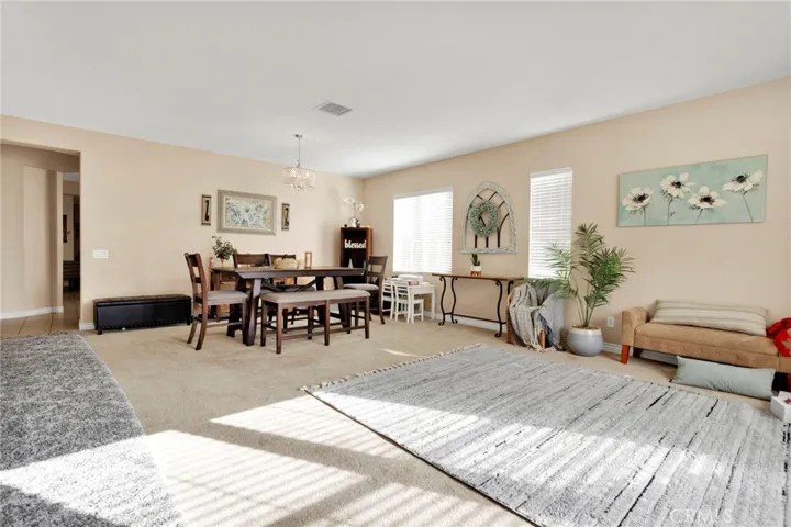13252 Placentia, Hesperia, California 92344