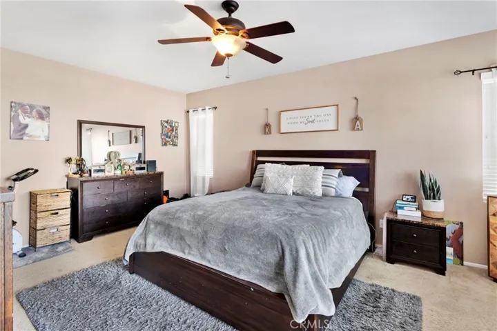 13252 Placentia, Hesperia, California 92344