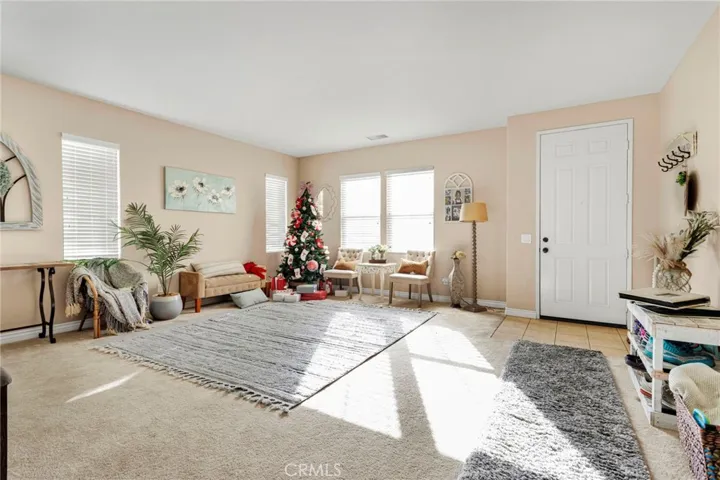 13252 Placentia, Hesperia, California 92344