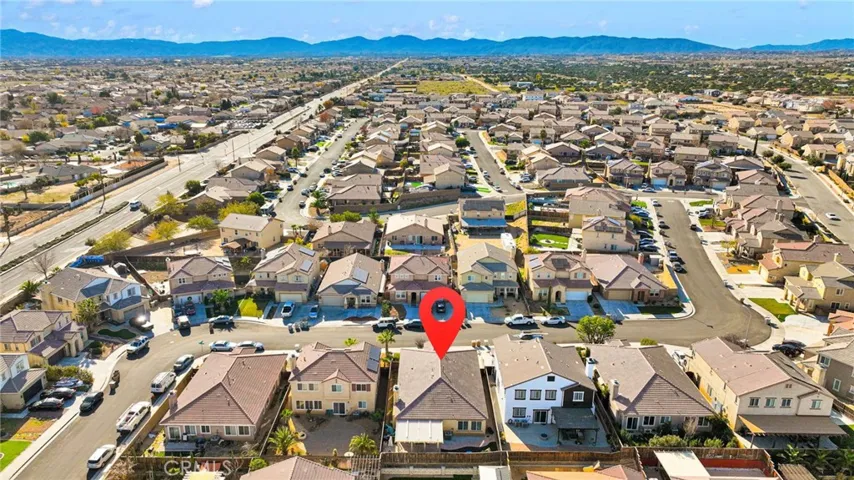 13252 Placentia, Hesperia, California 92344