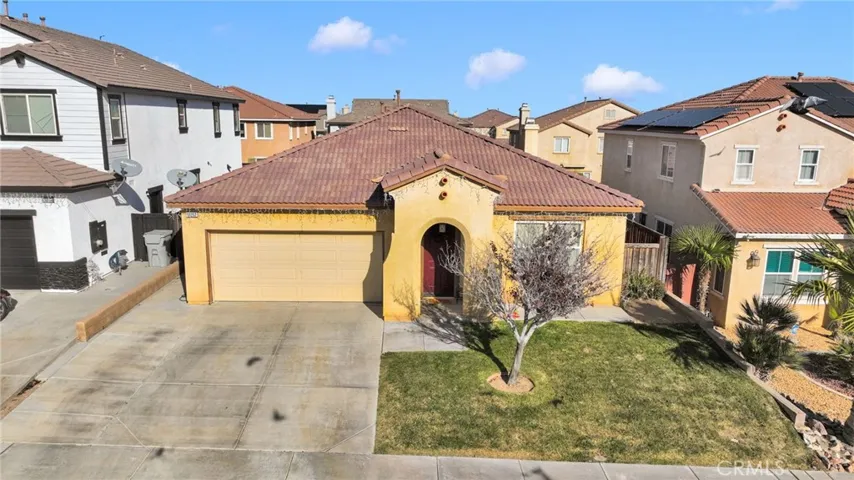 13252 Placentia, Hesperia, California 92344