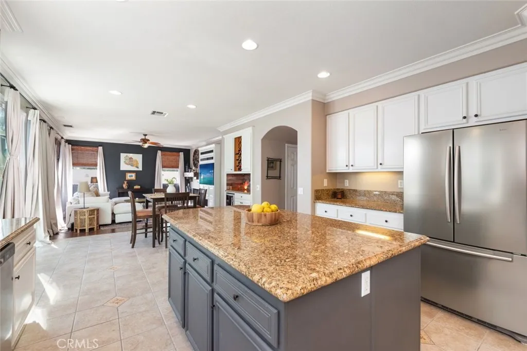43353 Dodaro, Temecula, California 92592 home-pic-18