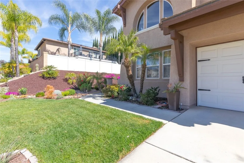 43353 Dodaro, Temecula, California 92592 home-pic-7