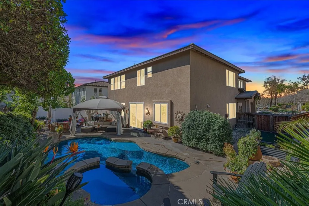 43353 Dodaro, Temecula, California 92592 home-pic-2