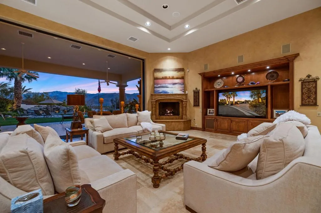 4 Terra Vista Court, Rancho Mirage, California 92270 home-pic-24
