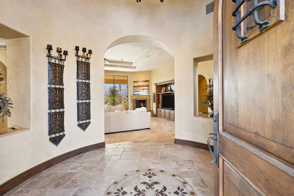 4 Terra Vista Court, Rancho Mirage, California 92270 home-pic-20