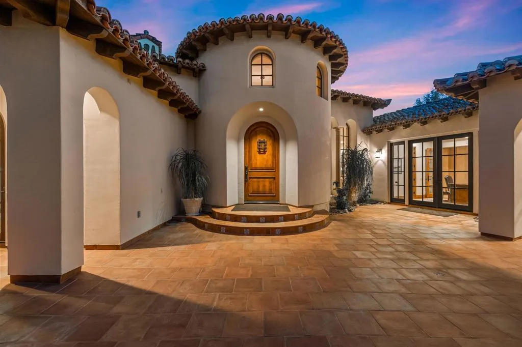 4 Terra Vista Court, Rancho Mirage, California 92270 home-pic-19