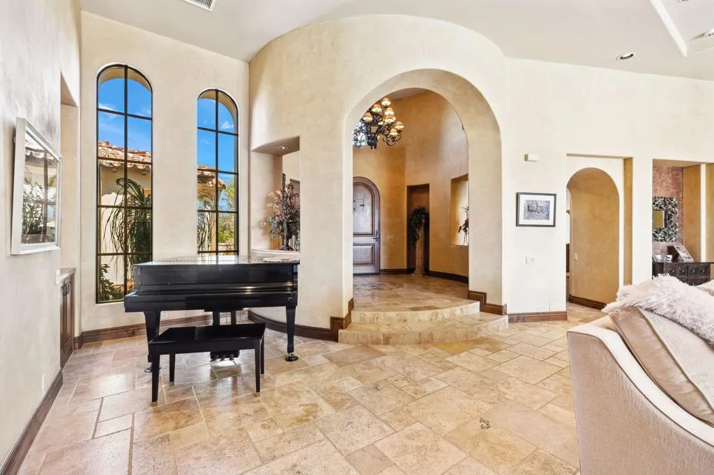 4 Terra Vista Court, Rancho Mirage, California 92270 home-pic-21