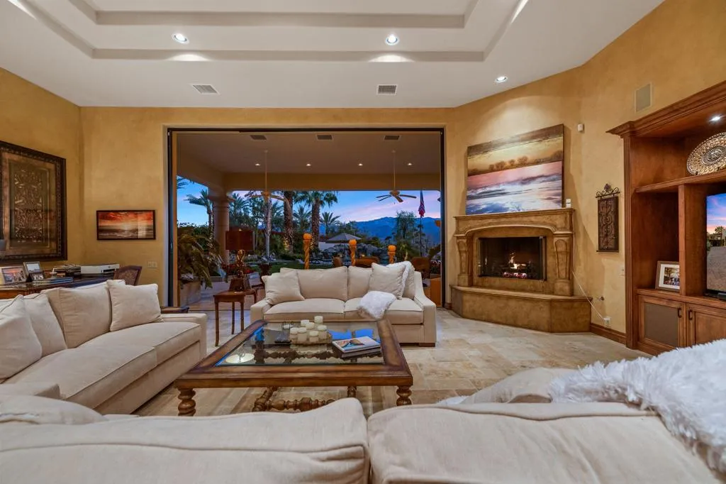 4 Terra Vista Court, Rancho Mirage, California 92270 home-pic-23