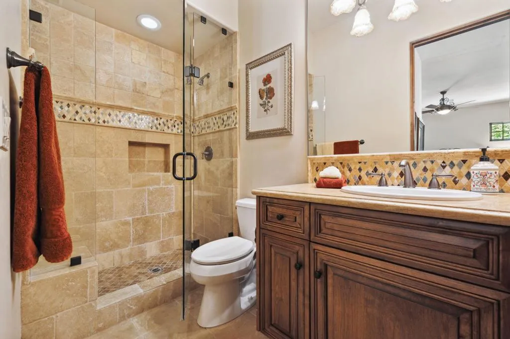 4 Terra Vista Court, Rancho Mirage, California 92270 home-pic-65