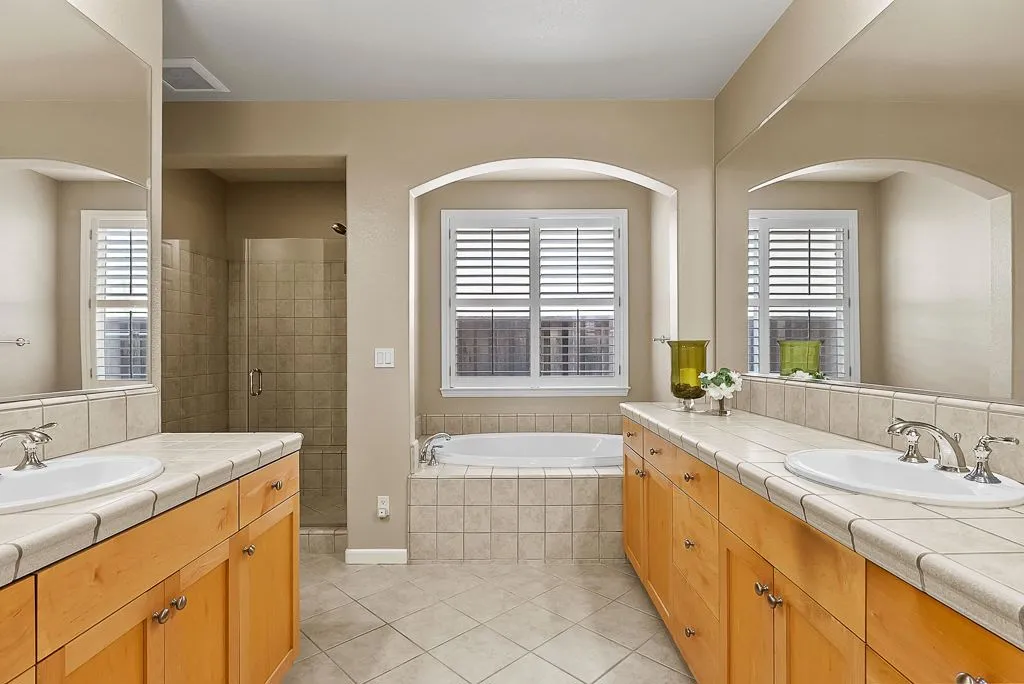 5282 Fern Ridge Cir, Discovery Bay, California 94505 home-pic-19