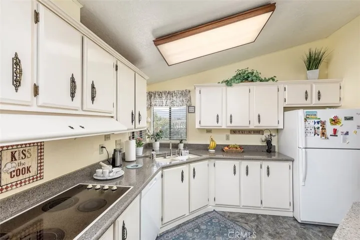 Upgraded kitchen with granite countertops