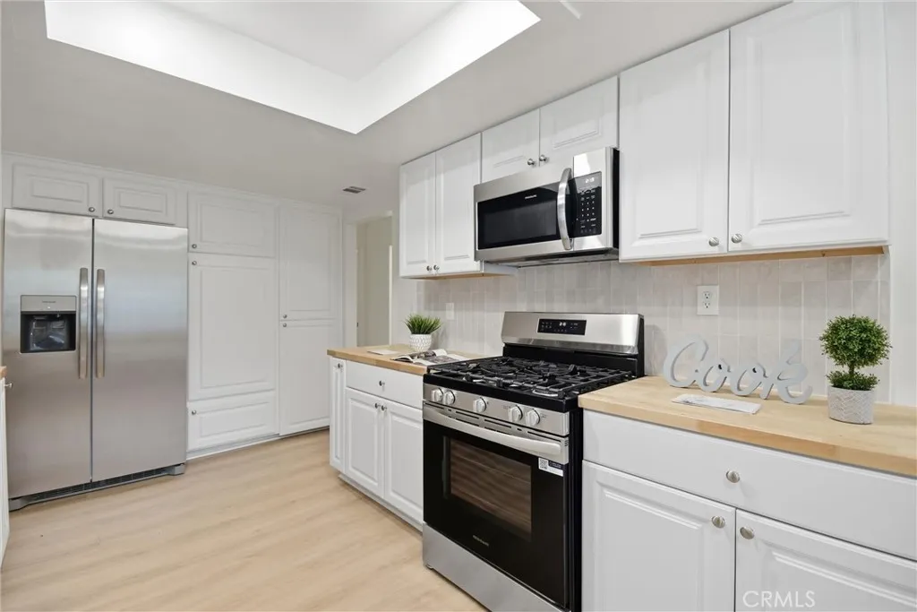 728 Richbrook, Claremont, California 91711 home-pic-15