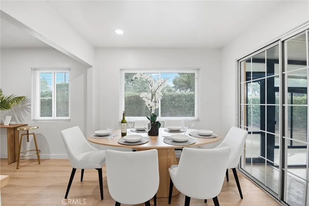 728 Richbrook, Claremont, California 91711 home-pic-13