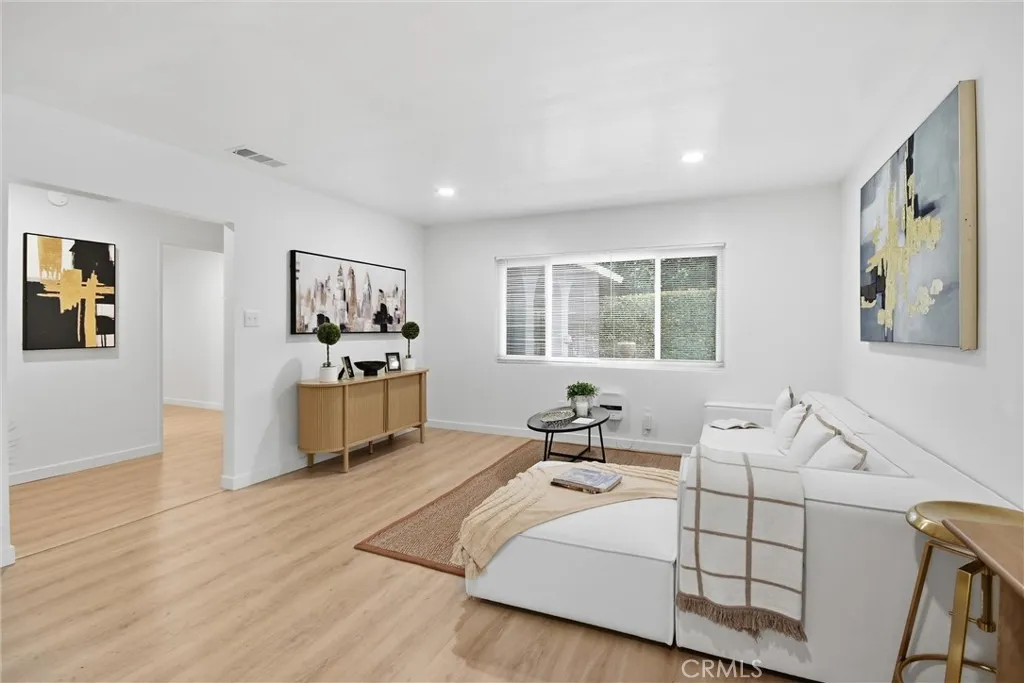 728 Richbrook, Claremont, California 91711 home-pic-11