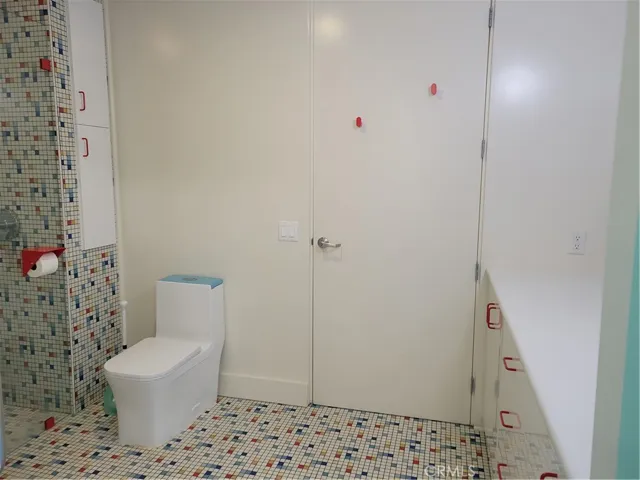 Laxurious bathroom