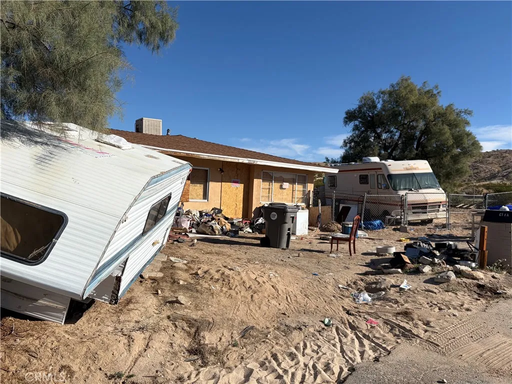 72898 Old Dale Road, 29 Palms, California 92277 home-pic-9