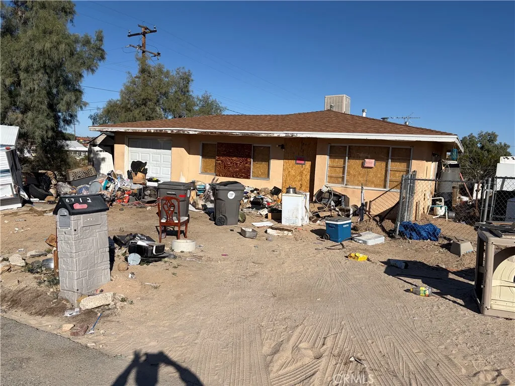 72898 Old Dale Road, 29 Palms, California 92277 home-pic-2