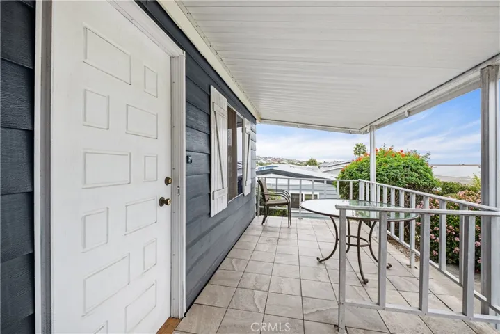 patio off front entrance
