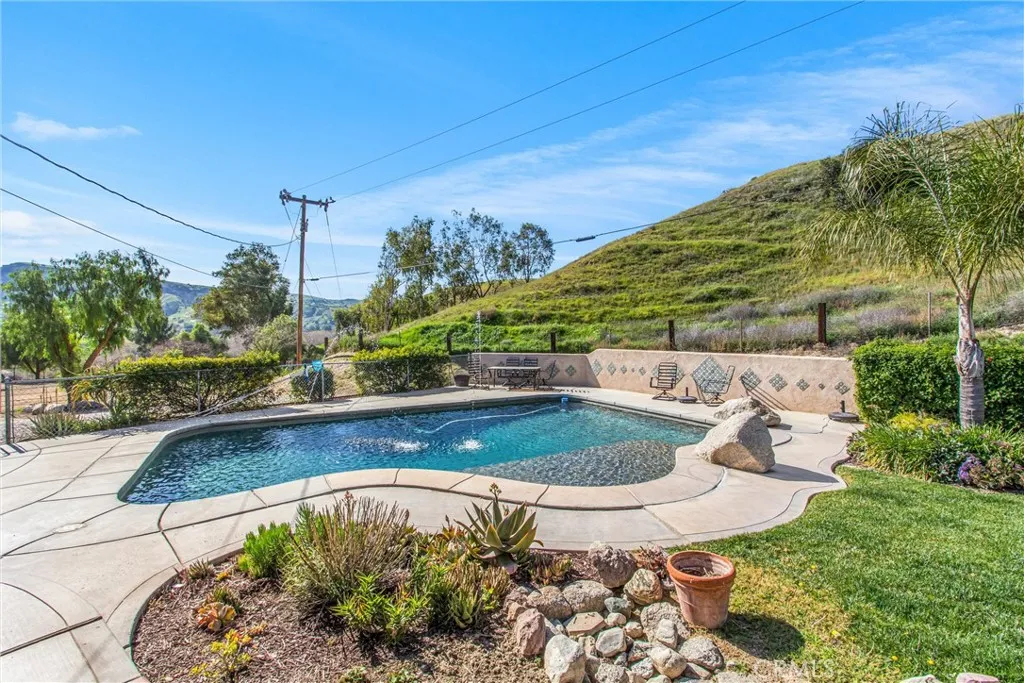 30260 San Timoteo Canyon, Redlands, California 92373 home-pic-36