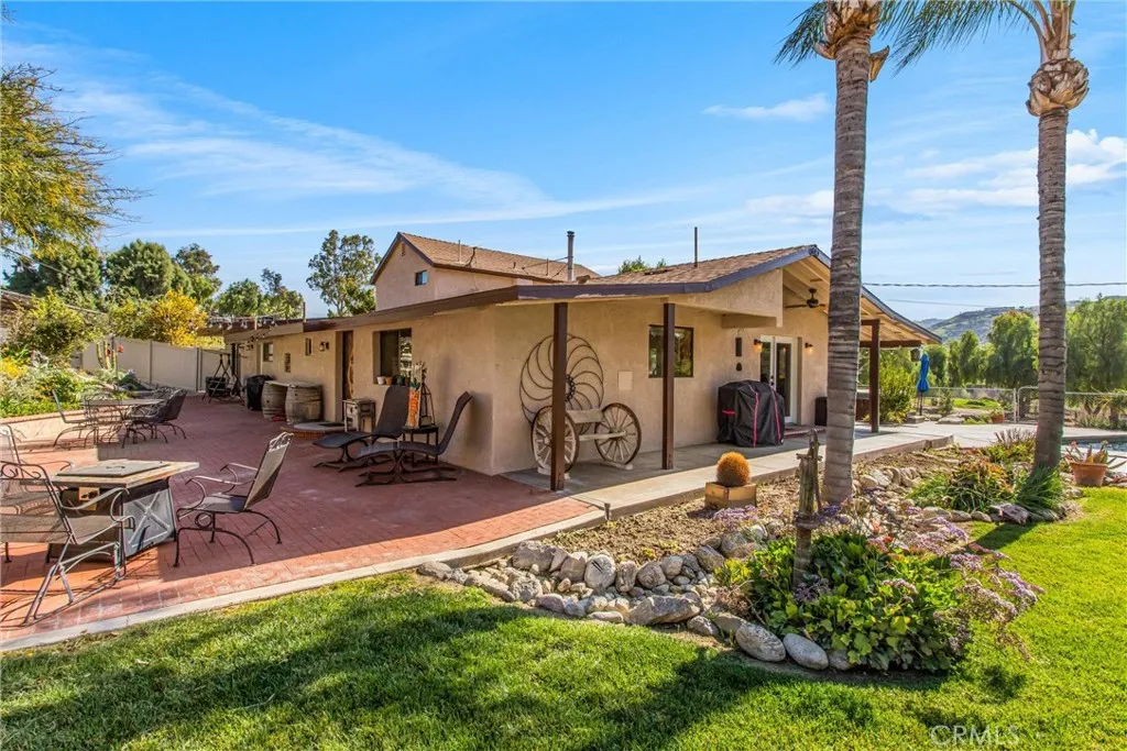 30260 San Timoteo Canyon, Redlands, California 92373 home-pic-7