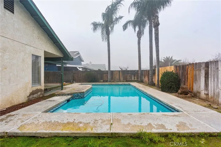 2204 Kelso Peak, Bakersfield, California 93304