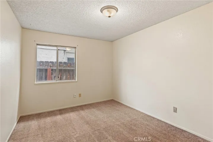 2204 Kelso Peak, Bakersfield, California 93304
