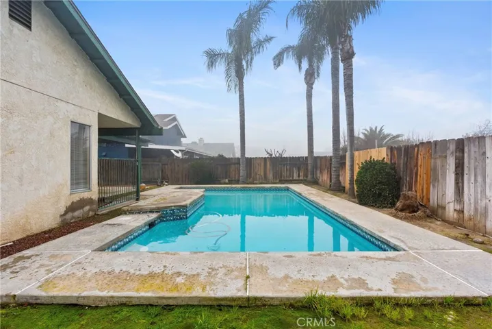 2204 Kelso Peak, Bakersfield, California 93304