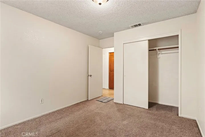 2204 Kelso Peak, Bakersfield, California 93304