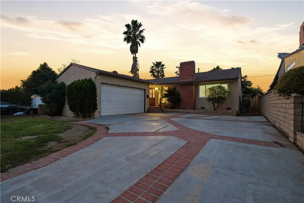 14357 Herron Street, Sylmar, California 91342 home-pic-3