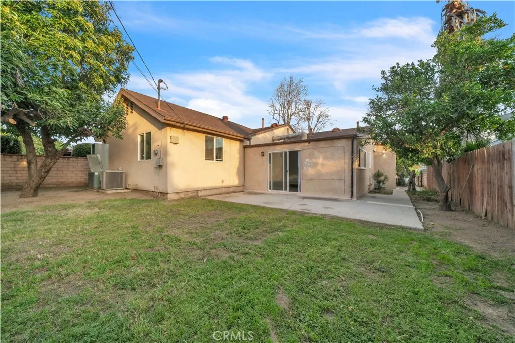 14357 Herron Street, Sylmar, California 91342 home-pic-2