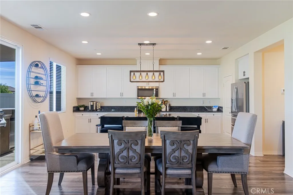 14216 Tuscany Place, Beaumont, California 92223 home-pic-8
