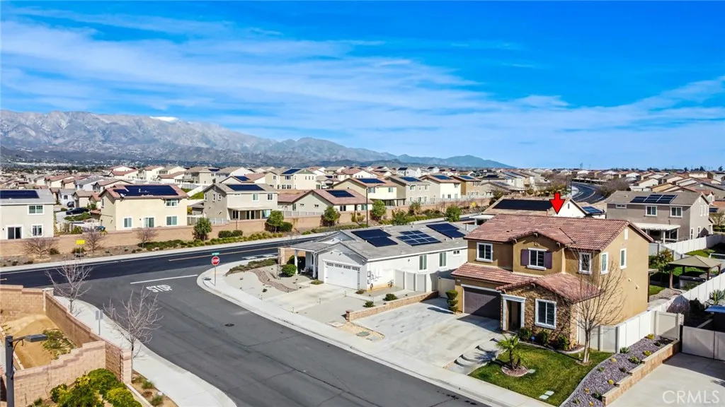 14216 Tuscany Place, Beaumont, California 92223 home-pic-6