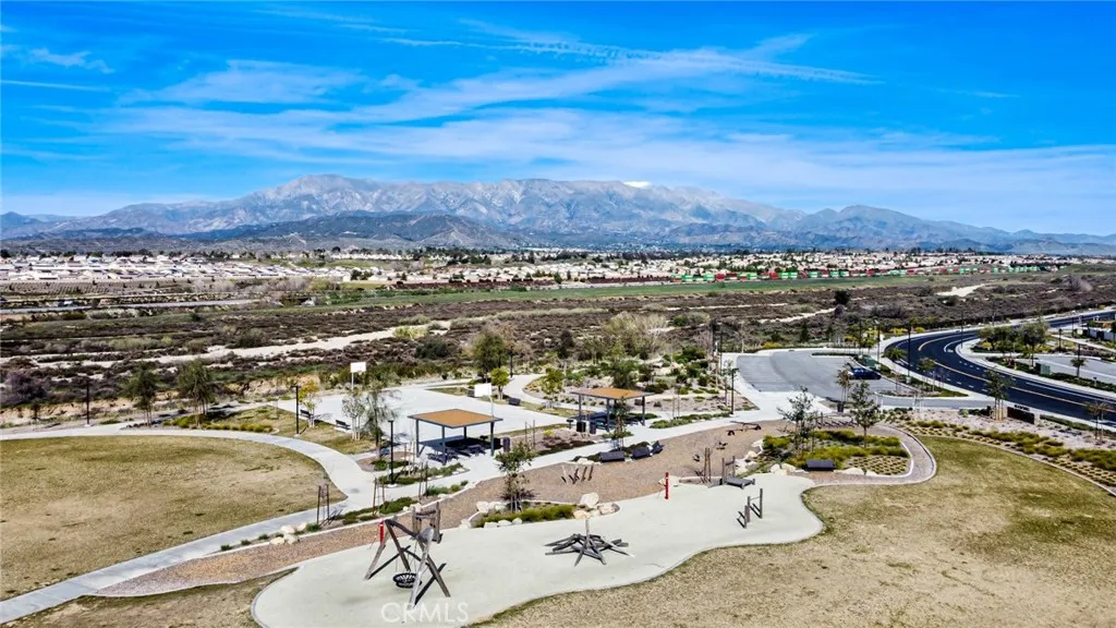 14216 Tuscany Place, Beaumont, California 92223 home-pic-32