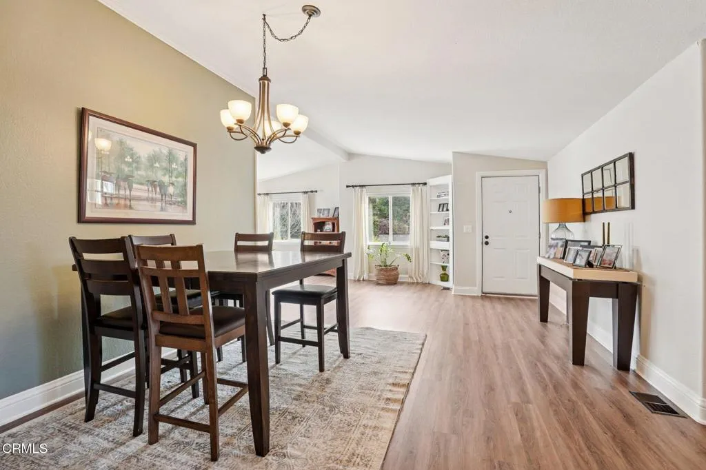 177 Little John Court, Westlake Village, California 91361 home-pic-7