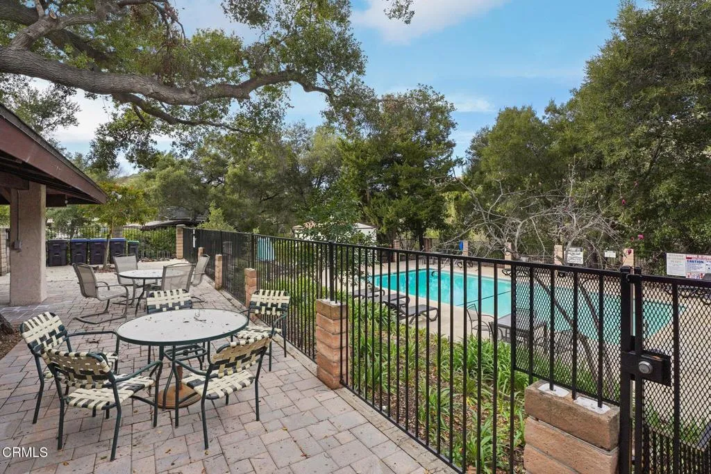 177 Little John Court, Westlake Village, California 91361 home-pic-37