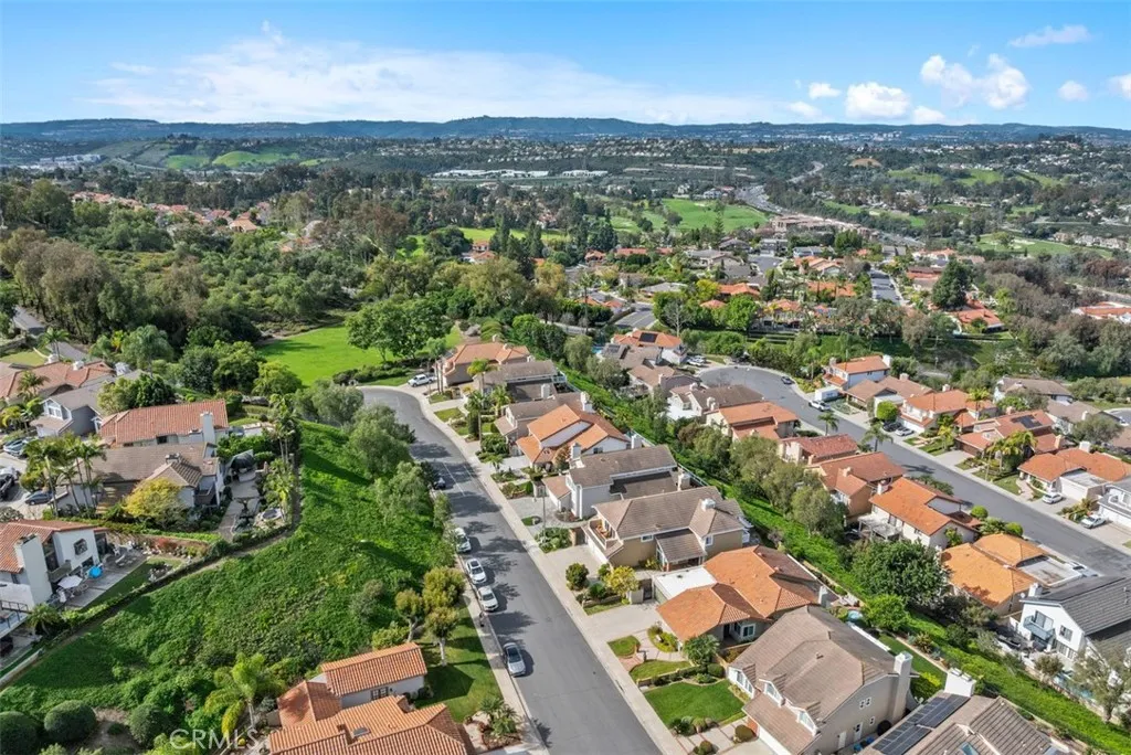 27221 Delemos, Mission Viejo, California 92692 home-pic-32
