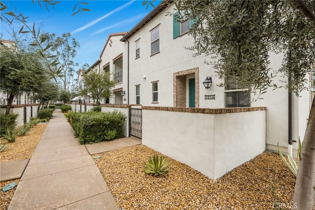 1213 El Paseo, Lake Forest, California 92610 home-pic-3