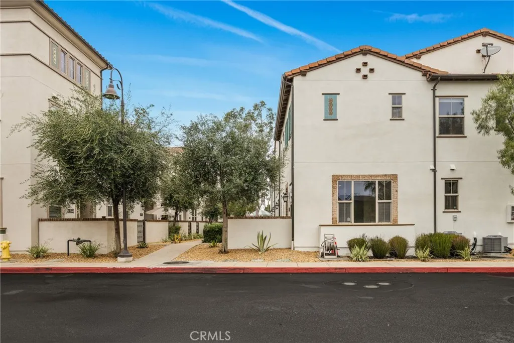 1213 El Paseo, Lake Forest, California 92610 home-pic-2