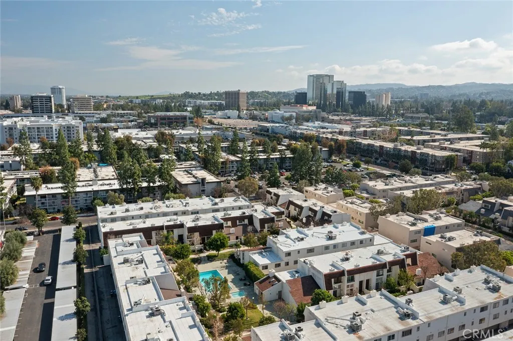 6227 1/2 Randi, Woodland Hills, California 91367 home-pic-38