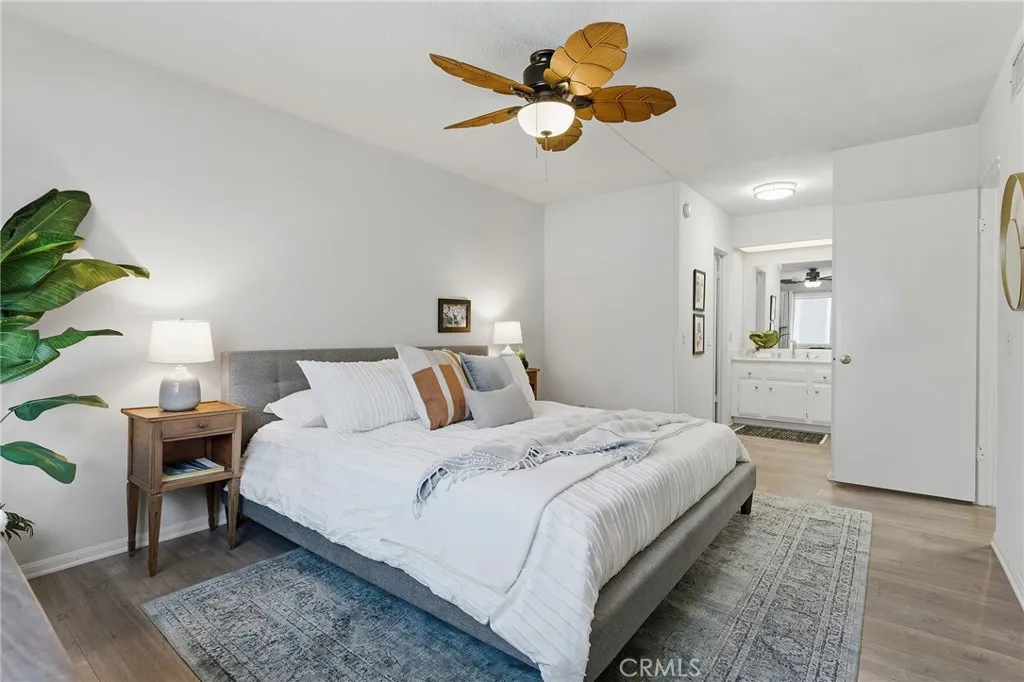 6227 1/2 Randi, Woodland Hills, California 91367 home-pic-18