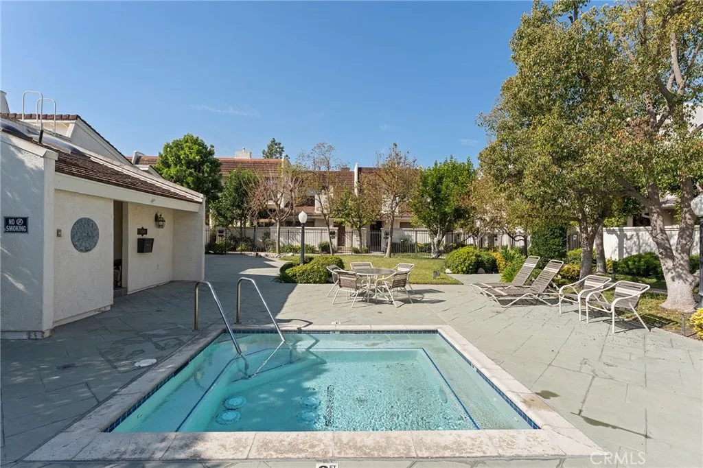 6227 1/2 Randi, Woodland Hills, California 91367 home-pic-35