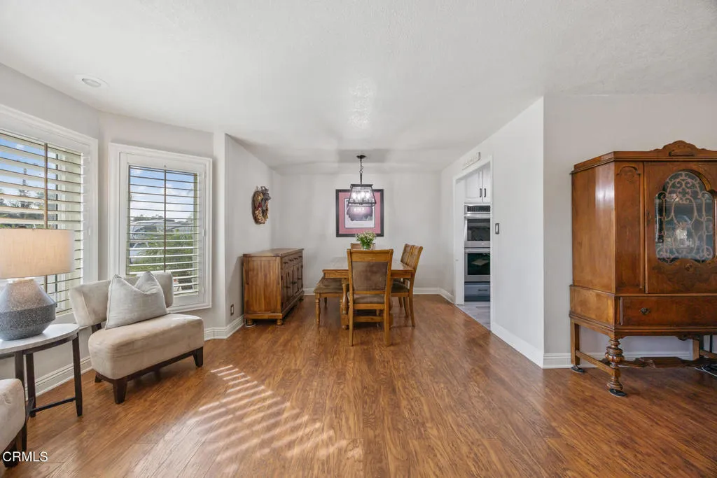 1457 S Burnaby Drive, Glendora, California 91740 home-pic-4