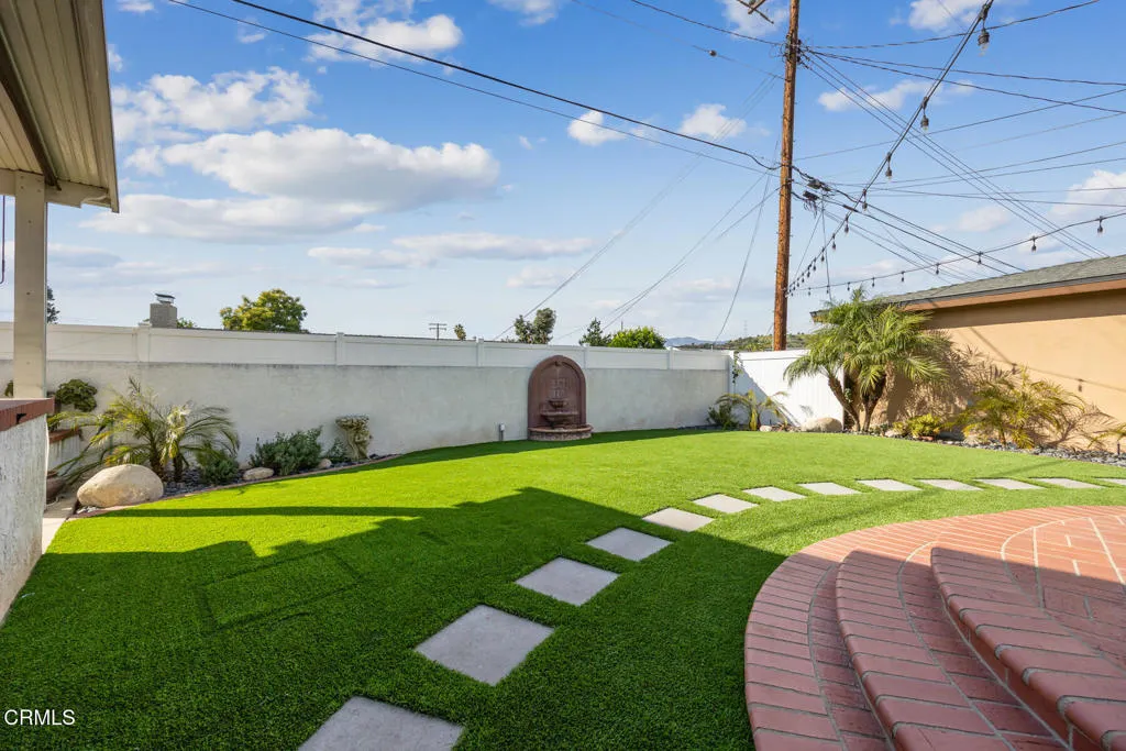 1457 S Burnaby Drive, Glendora, California 91740 home-pic-14