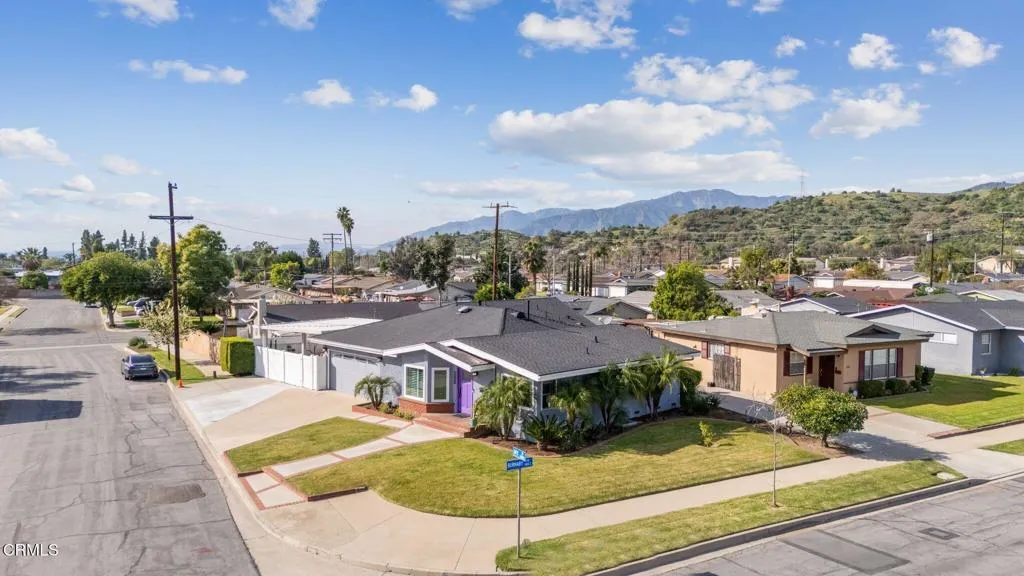 1457 S Burnaby Drive, Glendora, California 91740 home-pic-26