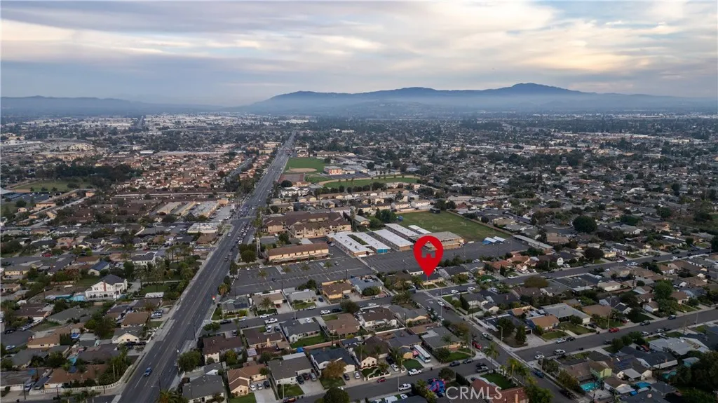 638 N Buttonwood, Anaheim, California 92805 home-pic-60