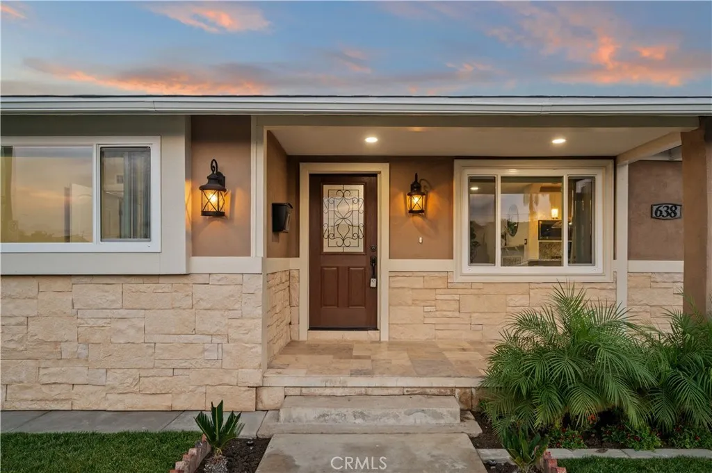 638 N Buttonwood, Anaheim, California 92805 home-pic-6