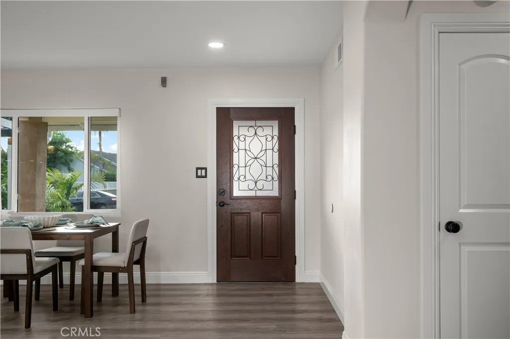 638 N Buttonwood, Anaheim, California 92805 home-pic-8